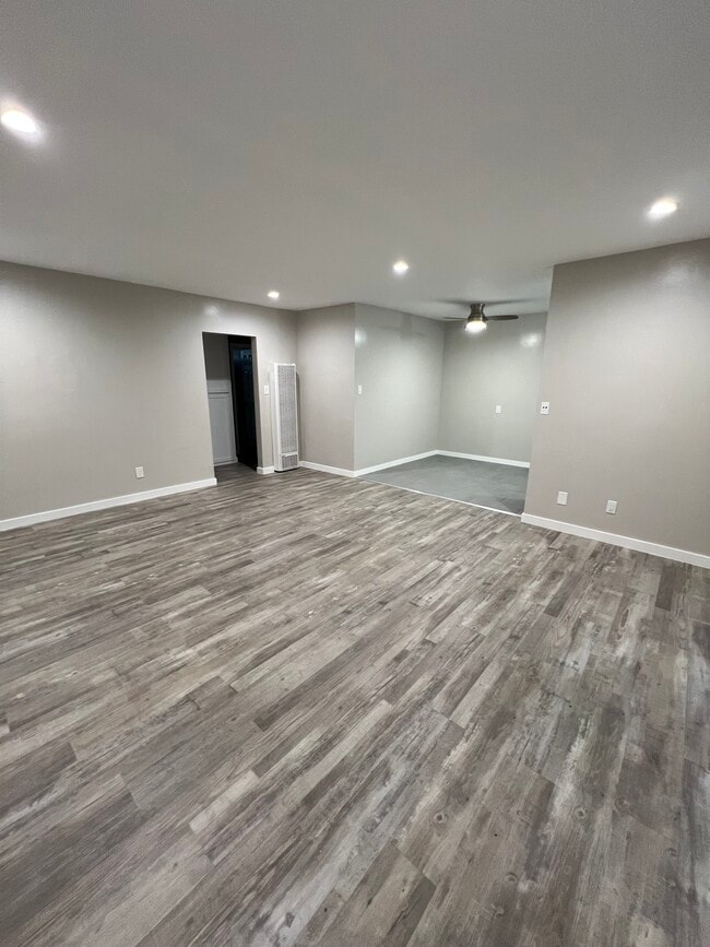 Photo - 15127 S Budlong Ave