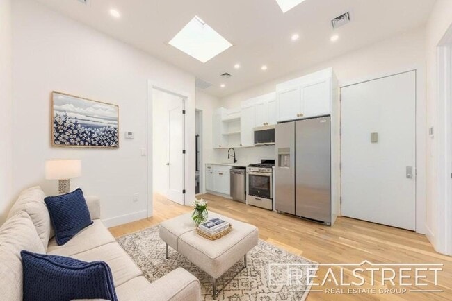 Building Photo - Marconi Place Rental