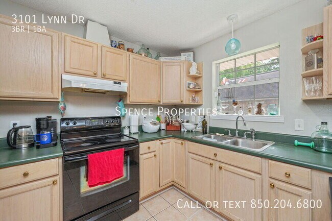 3103 Lynn Dr