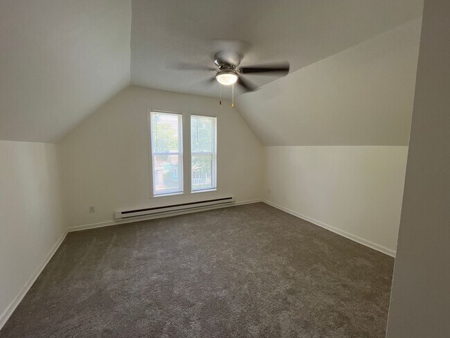 Photo - 1000 E McLean Ave Unit 2