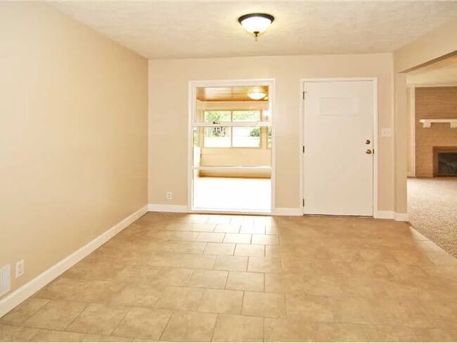 Photo - 10118 Holaday Dr