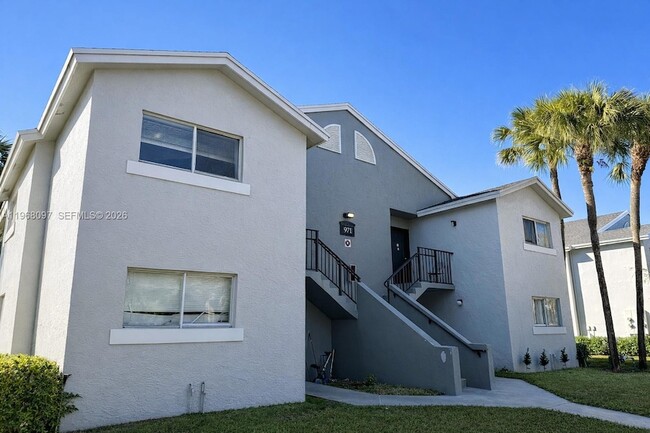 Building Photo - 971 Lake Terry Dr