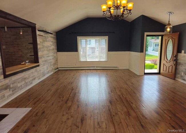 Photo - 143 N Summit Ave