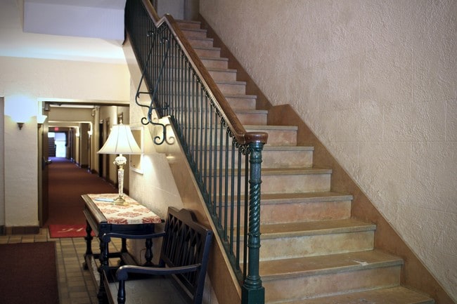 Photo - Hillside Apartments