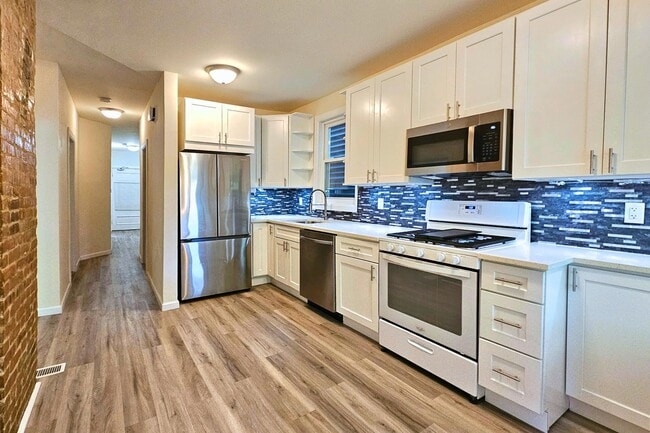 Photo - 45 Gautier Ave Unit 1