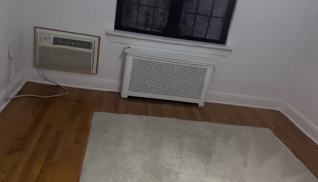 Building Photo - 6407 Exeter St