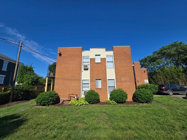 Photo - 3012 Chamberlayne Ave Unidad 108