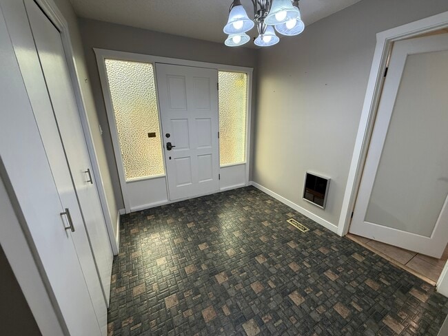 Photo - 5826 Bartlett Rd