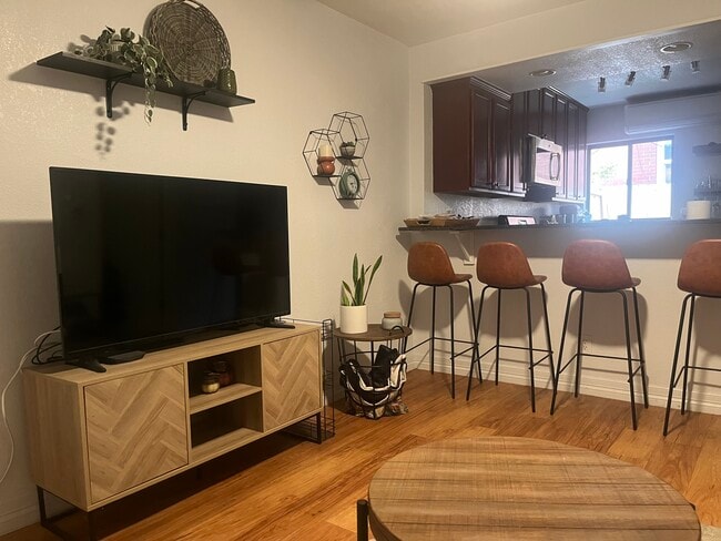 Building Photo - 3327 Eliot St