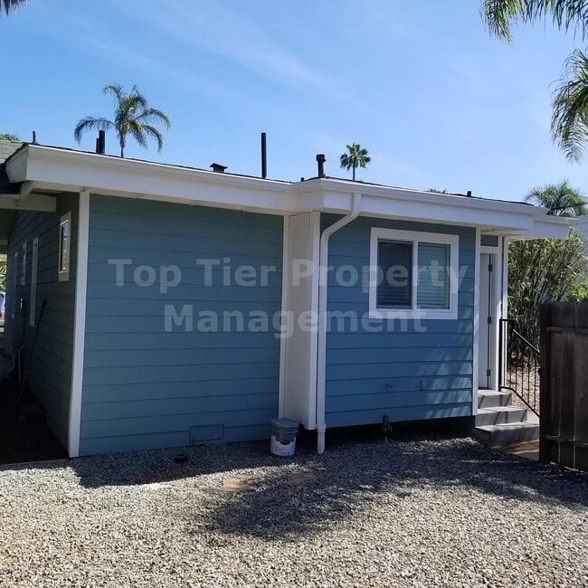 Photo - ***Remodeled, Charming 2 bed / 2 bath Bung...