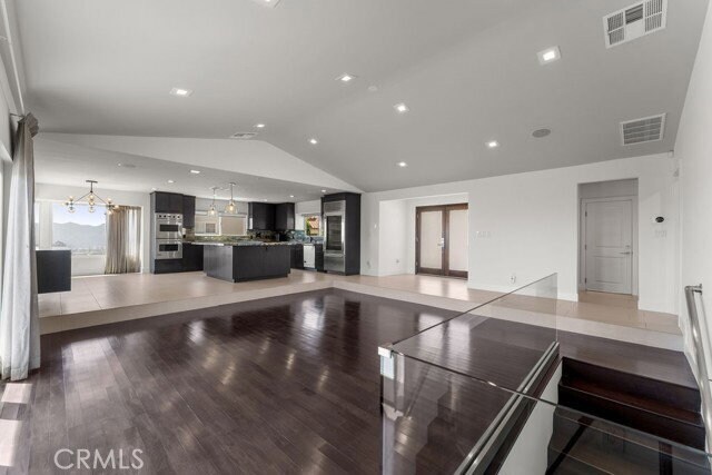 900 Cavanagh Rd