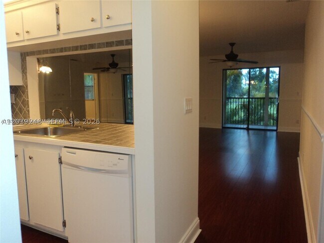 Photo - 10605 NW 11th St Unit 206
