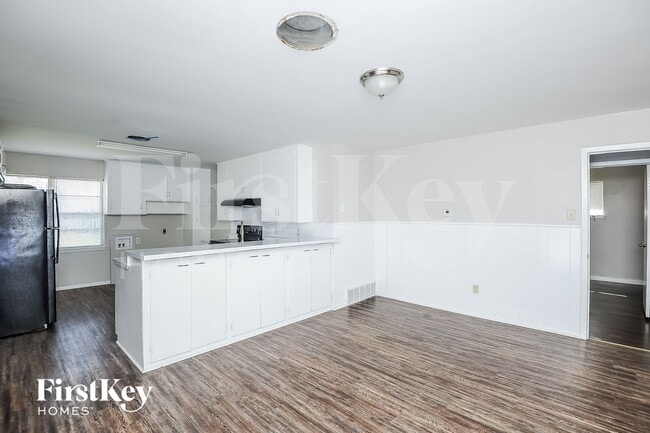 Photo - 1029 Usher St