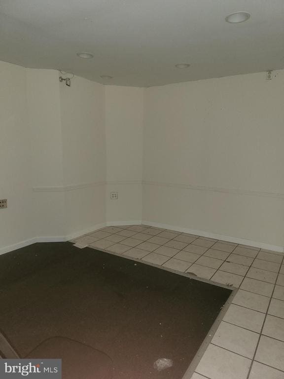 Photo - 5700 Delancey St