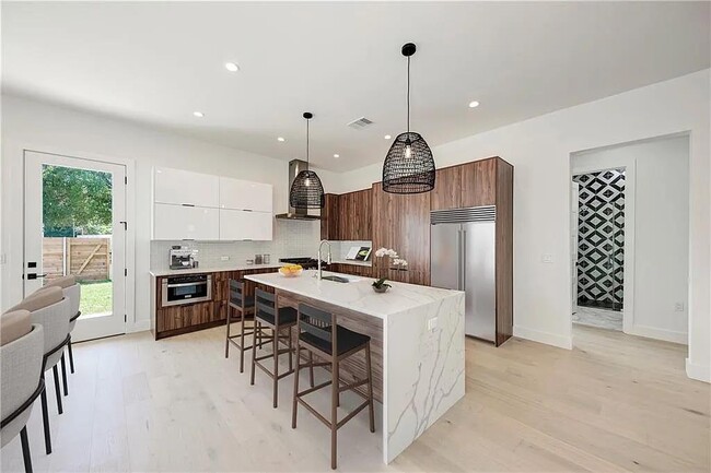 Photo - 200 Tillery Square