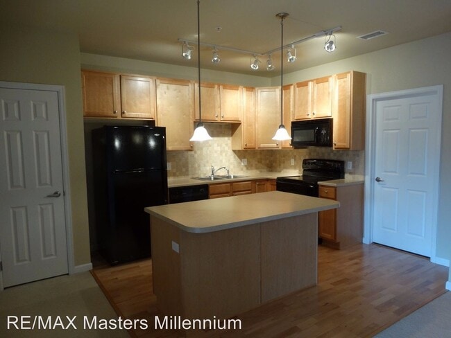 Building Photo - Beautiful Home in Parker!