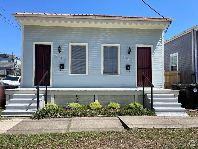 Apartment on the right side - 739 Valence St Unit 739 Rental