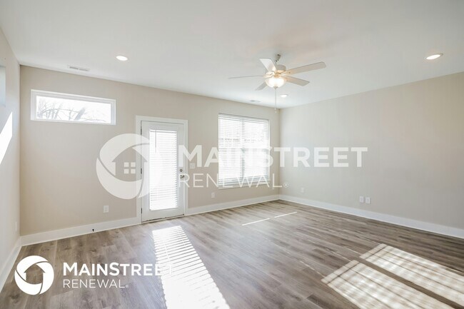 Photo - 120 Noble Pk Cir