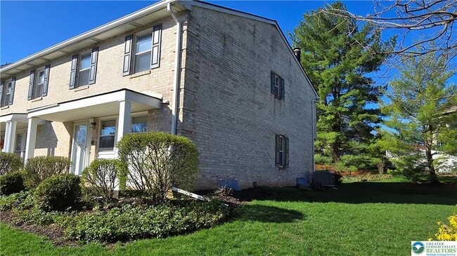 Photo - 194 Springhouse Rd