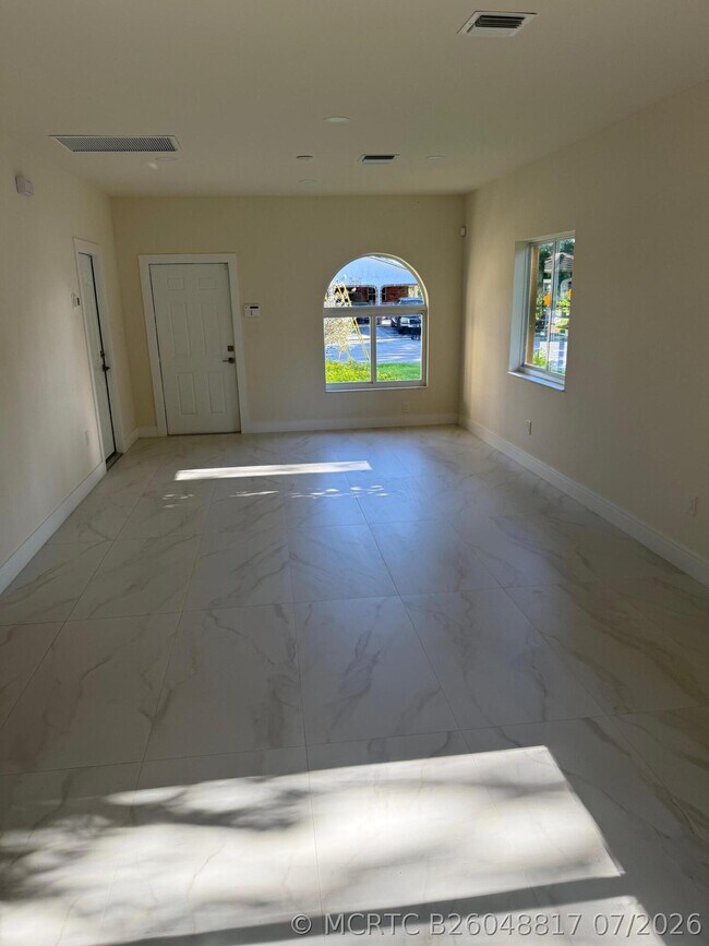 2999 NW 9th St