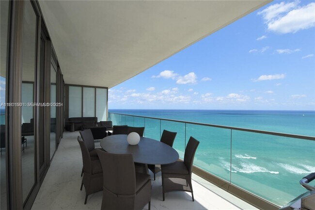 Photo - 18975 Collins Ave Unit 2003