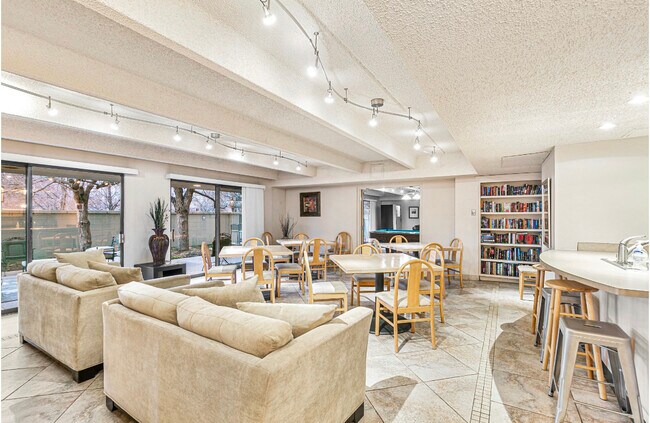 Photo - 777 N Washington St Unit 1201