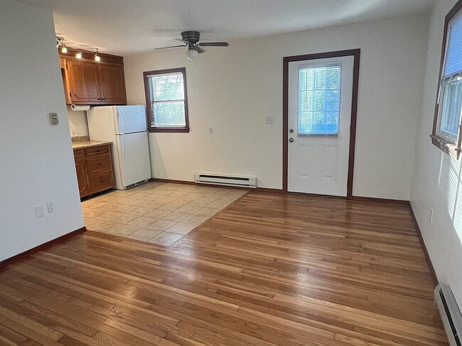 Photo - Single family rental near Lake Maspenock Unidad 5