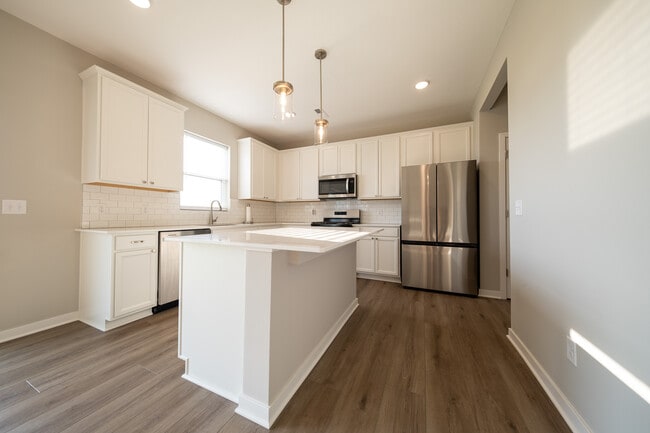 Photo - 15083 Athgoe Dr