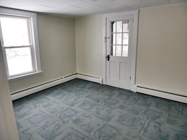 Photo - 134 Knox St Unit 1