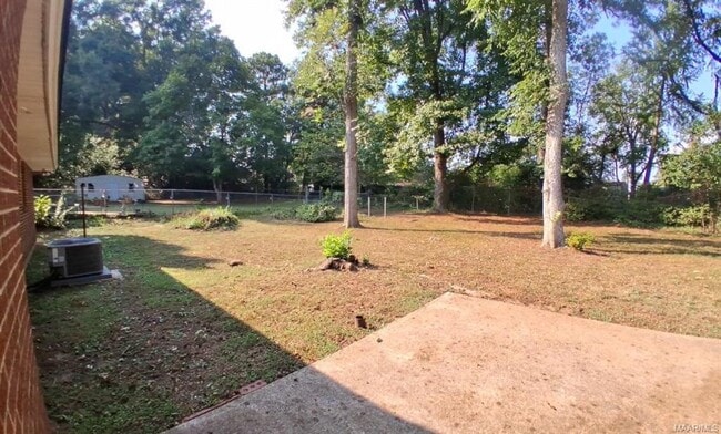 Photo - 3733 Royal Crest Dr