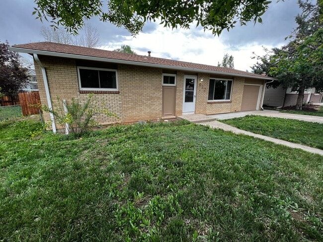Photo - Adorable 3 bed 1 bath home in Fort Collins!