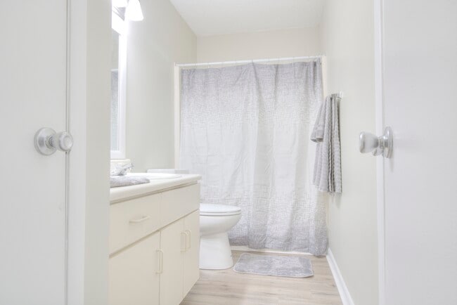 Photo - Clinton Place