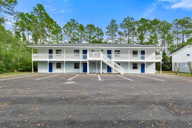 Photo - 104 Cone St