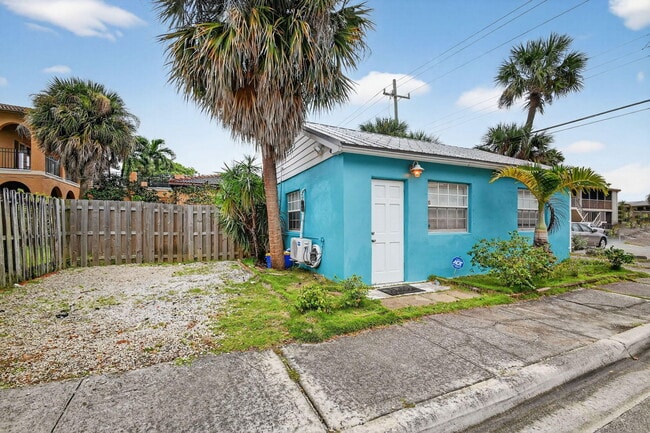 Photo - 1330 S N St