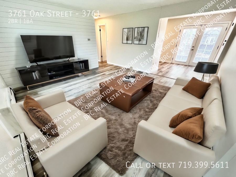 Photo - 3761 Oak St Apartment Unit 3761