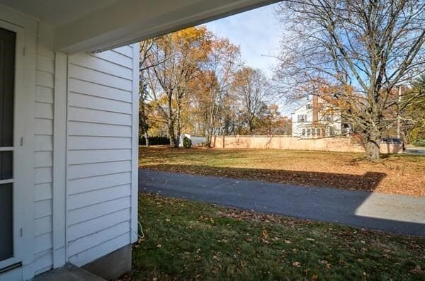 Photo - 77 W Central St