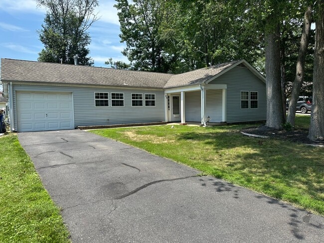 Building Photo - 3 Bedroom 1 bath - Willingboro