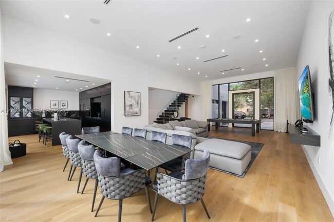 Photo - 80 NW 45th St