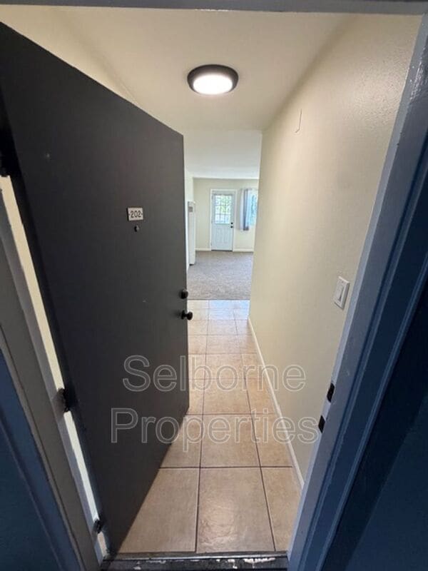 407 Fairmount Ave