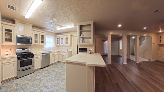 Photo - 7711 Kleingreen Ln