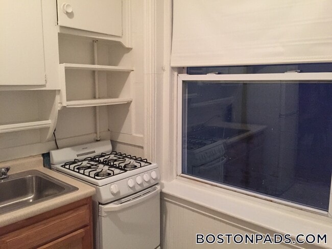 Photo - 1350 Commonwealth Ave Unidad 8