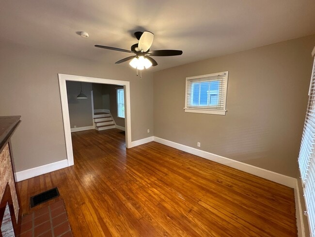 Photo - Redbud Alley 123-125 YBR Unit 123