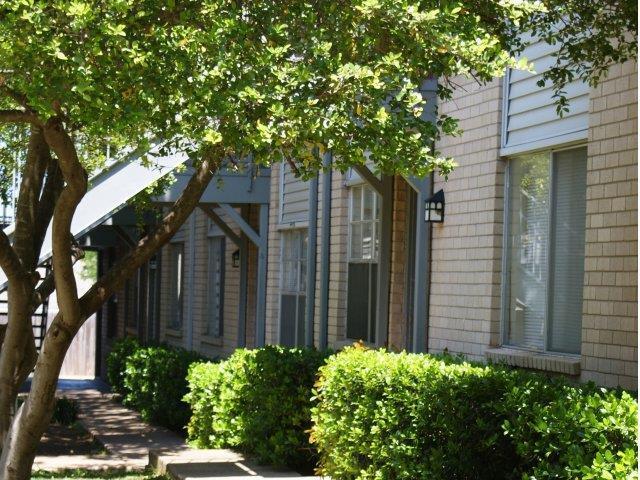 Photo - 4101 S Cockrell Hill Rd Unit c2