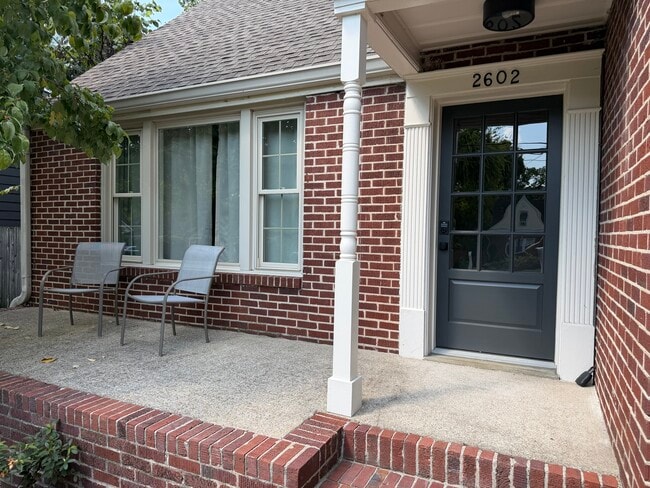 Front porch - 2602 W Linden Ave