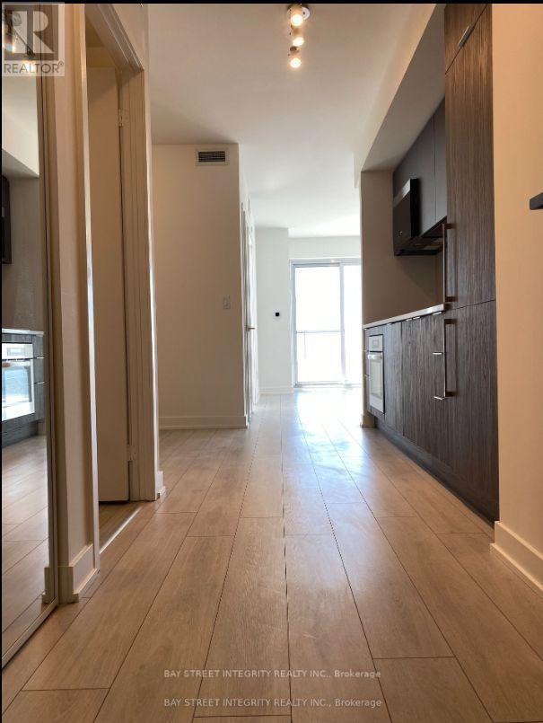 Photo - 2033 Kennedy Rd