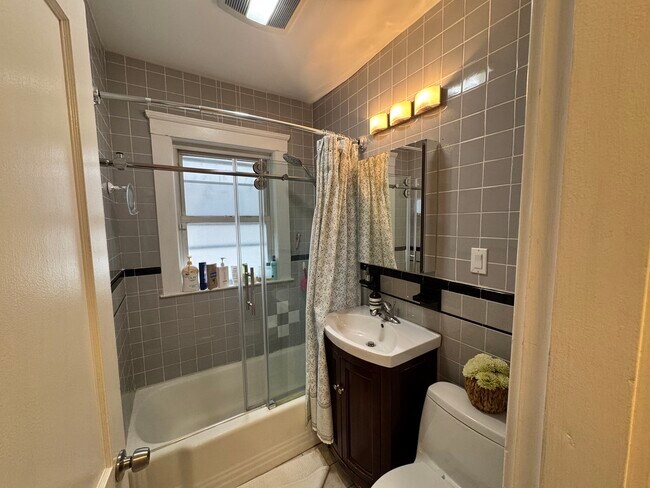 Photo - 27 Harriet St