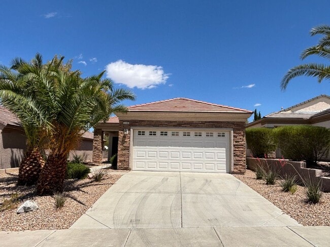 Photo - Charming 2-Bed Retreat with Covered Patio in Solera 55+