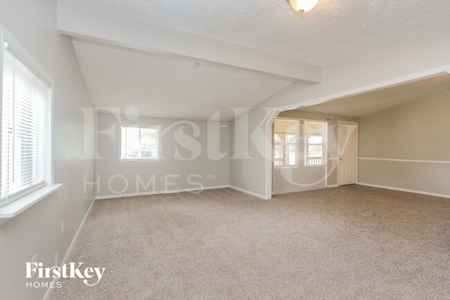 Photo - 1860 Alton St