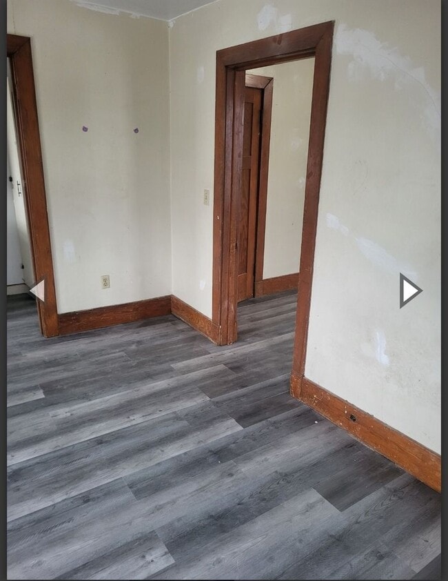 Building Photo - Eldora 4 Plex Unit 2 Rental