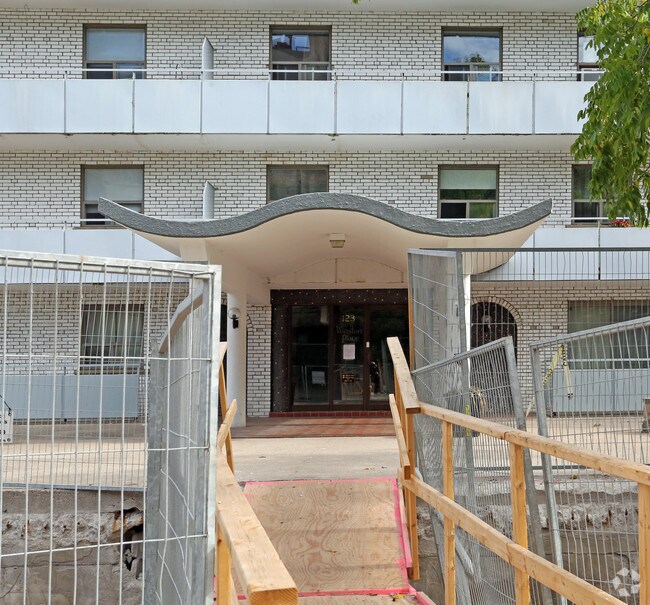 Photo - Winston Place